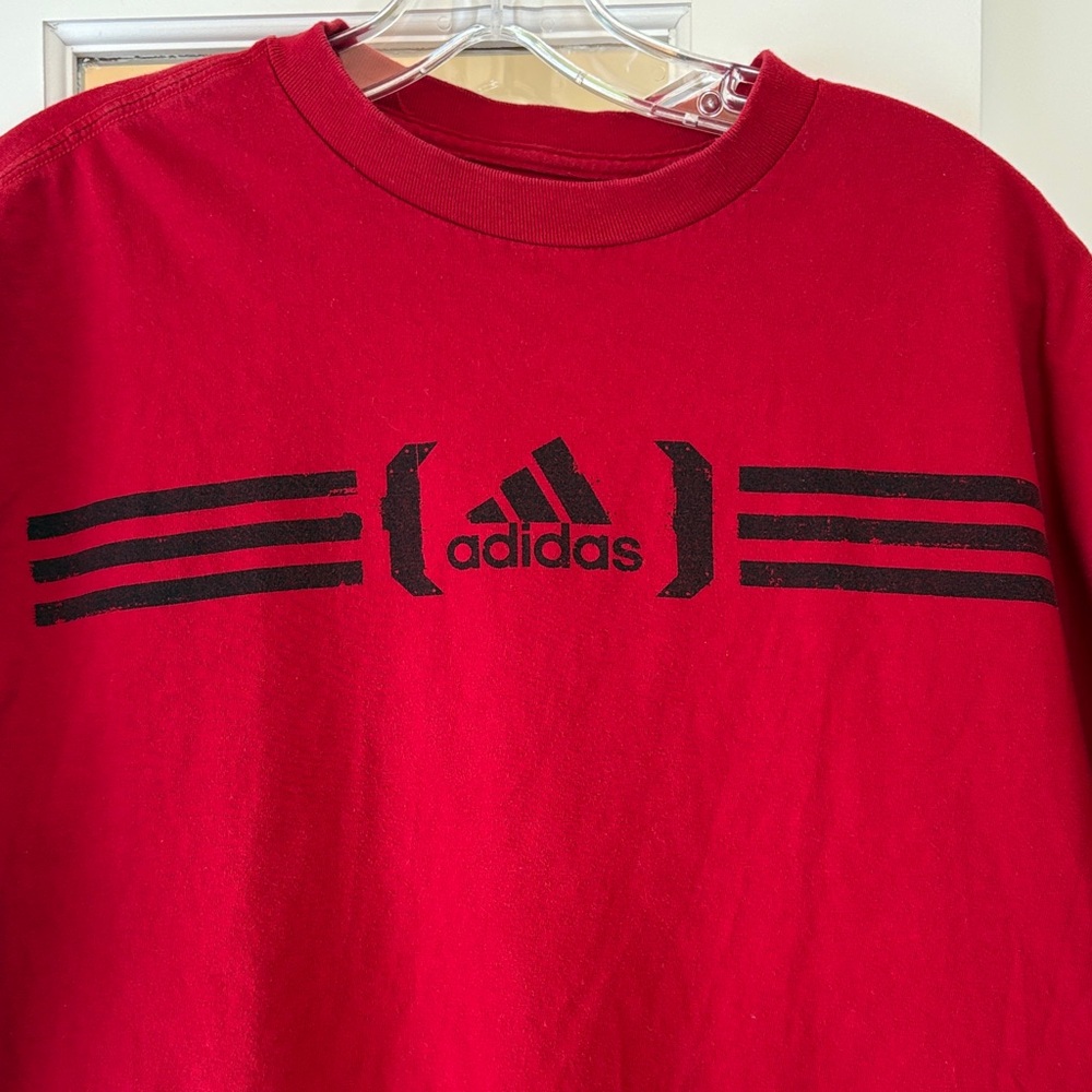Adidas XL Men's Bold Red Short Sleeve Tee Shirt with 3 stripes logo vintage